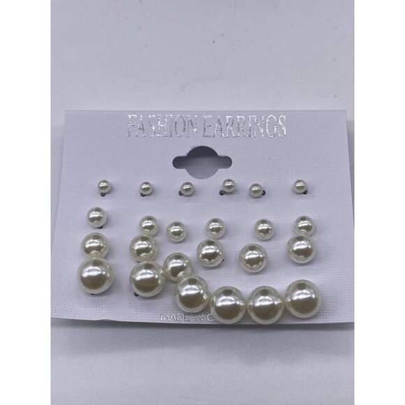 Fashion Pearl Stud Earring Set Womens 12 Pairs White Round Jewelry Lightweight - Picture 5 of 7